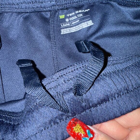 TEK GEAR BRAND WOMENS SHORTS - Picture 4 of 4
